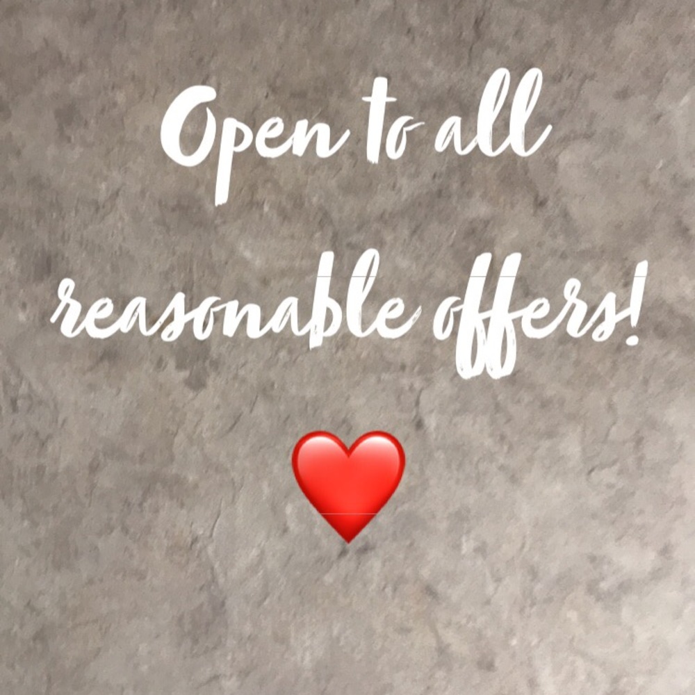 Everything must go!!!✌️👗👖👠😘